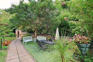 Photo 9- click for photo gallery